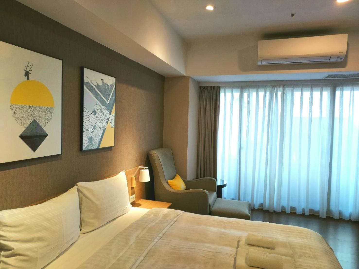 Sky19 Hotel Taipei Exterior photo
